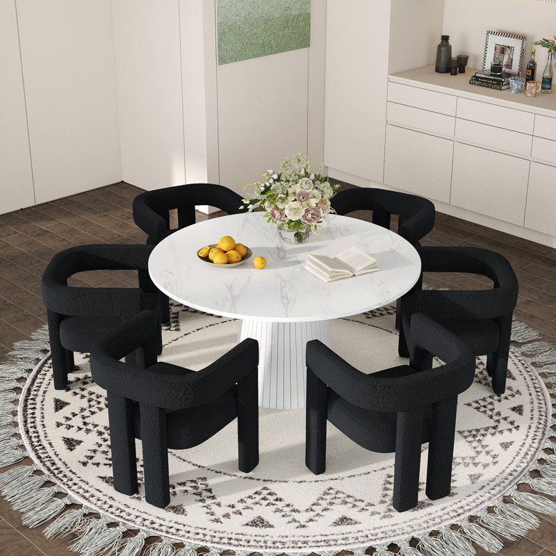 Ensemble de table de salle à manger 47 po, 7 Pieces: Table, 6 Chairs, White, Black
