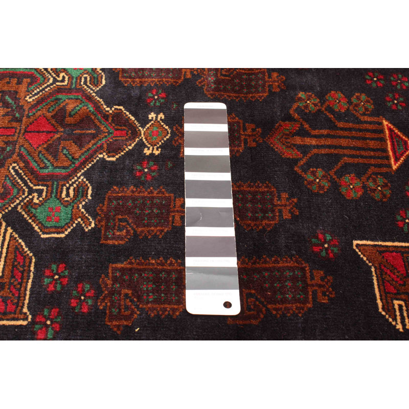 Tapis noir Teimani 3 pi 7 po x 5 pi 10 po