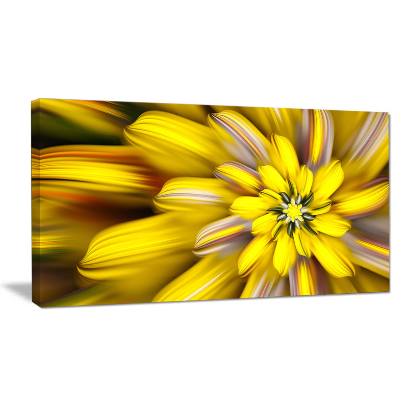 «Massive Yellow Fractal Flower», impression sur toile tendue, H 16 po x l 32 po x P 1 po