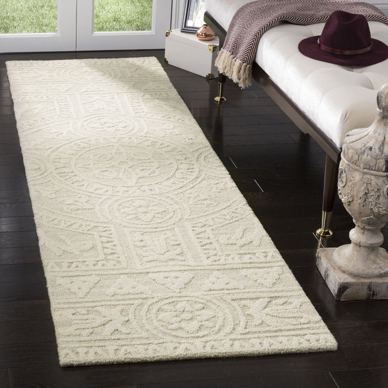 Tapis gris clair / ivoire en laine touffeté à la main Ferrera, Tapis de couloir 2 pi 3 po x 8 pi