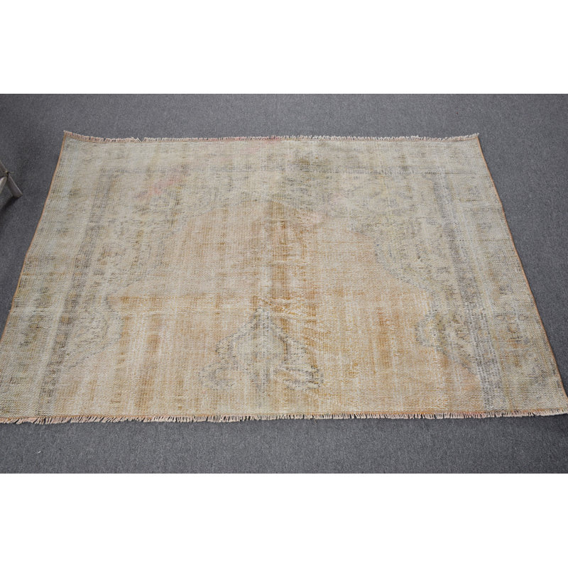 Tapis turc rétro jaune - idéal pour la décoration de chambre à coucher et de cuisine avec un design antique