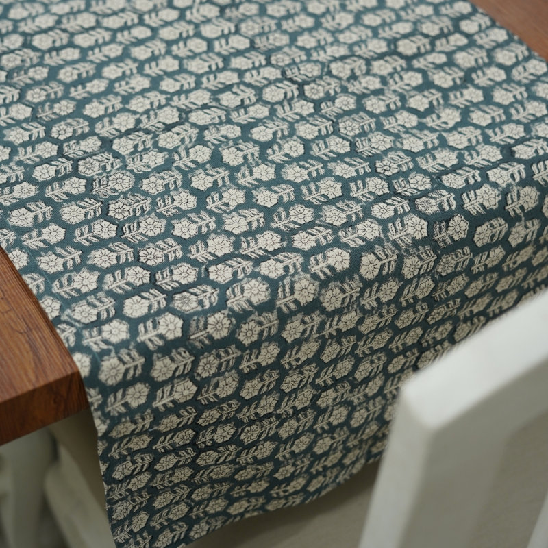 Chemin de table décoratif, décor de table de ferme, Tulsi Buti, gris, Rectangle 11 po