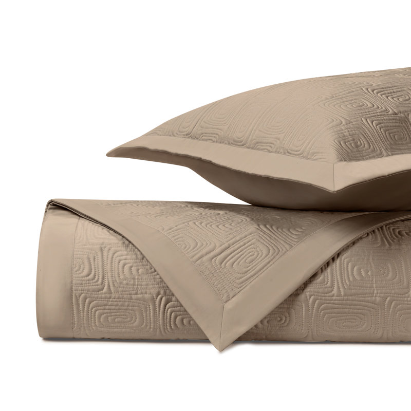 Maze Quilted Sateen Coverlet Set, King Coverlet + 2 King Shams, Candlelight