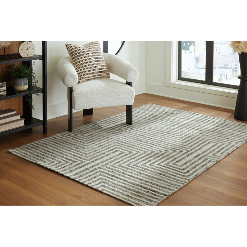 Ivory and Gray Geometric Wool Cotton 5' x 7' Rug