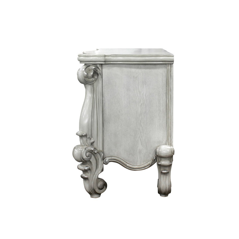 Vanity, Bone White