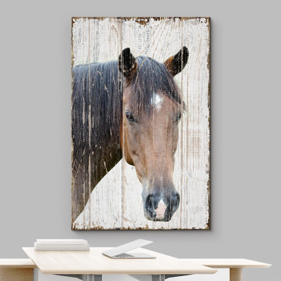 Portrait d'un cheval qui court sur une toile