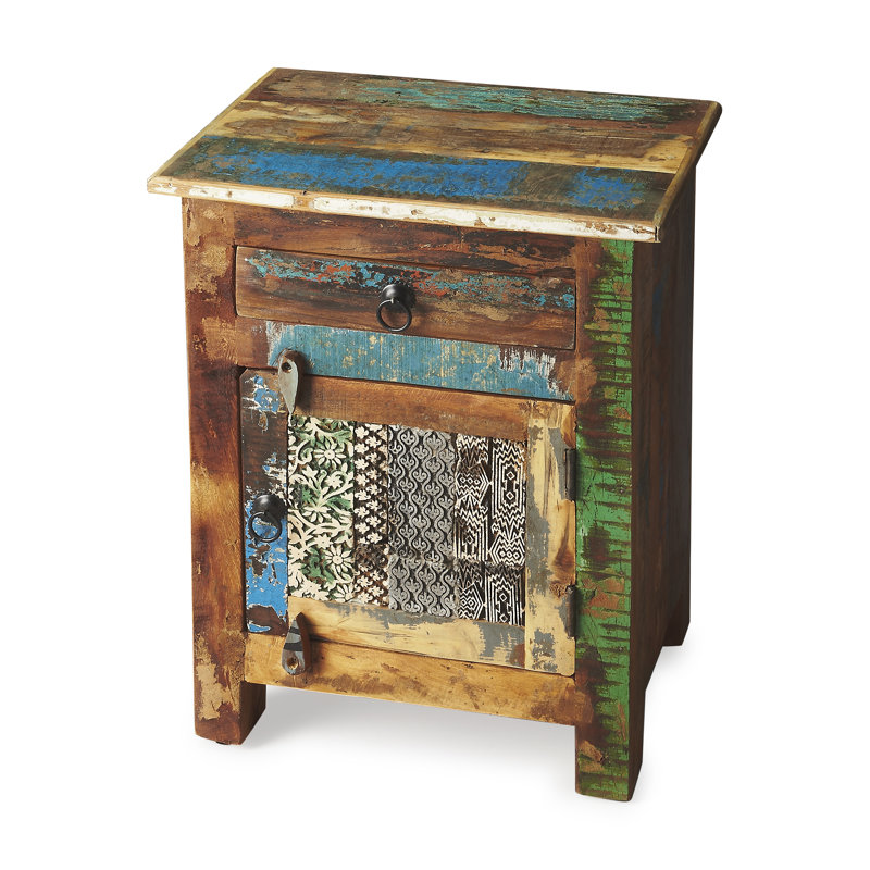 Artifacts Reverb Rustic Accent Chest