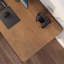 Bureau brun en bois massif en forme de L-1585387638-1585387912