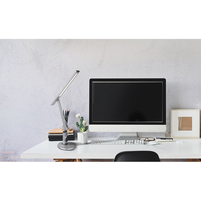 Chuhay Adjustable Aluminum Writing Desk Lamp
