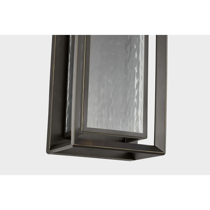 Urbandale Grande Wall Lantern, Antique Bronze