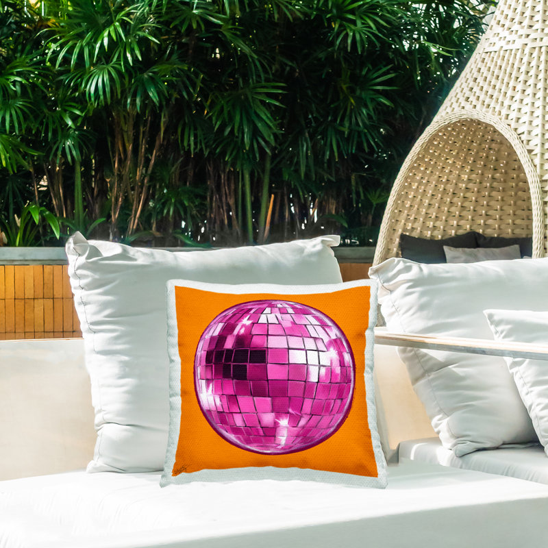 Coussin d'extérieur imprimé boule disco orange par Elizabeth Medley