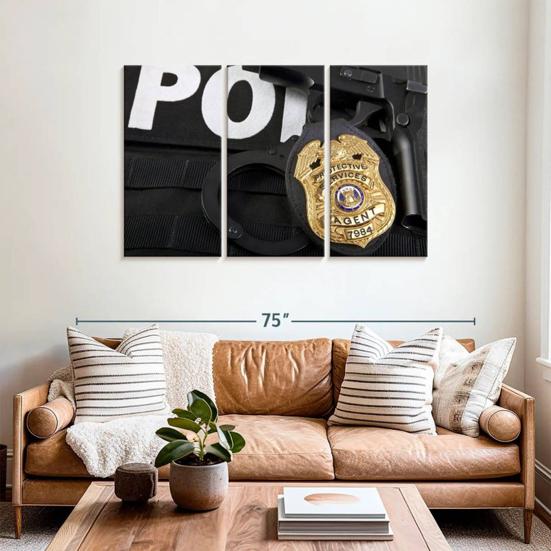 Chose de la police d'Alcaraz, H 36 po x l 57 po