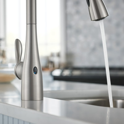Robinet de cuisine à poignée simple Moen Arbor MotionSense Wave avec technologie Power Clean