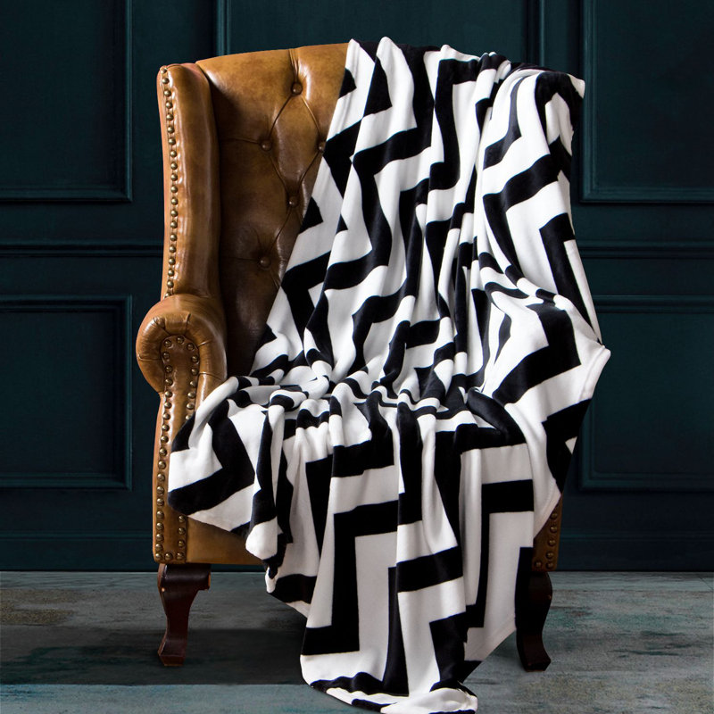Couverture en flanelle super douce, Jeté, Chevron noir / blanc