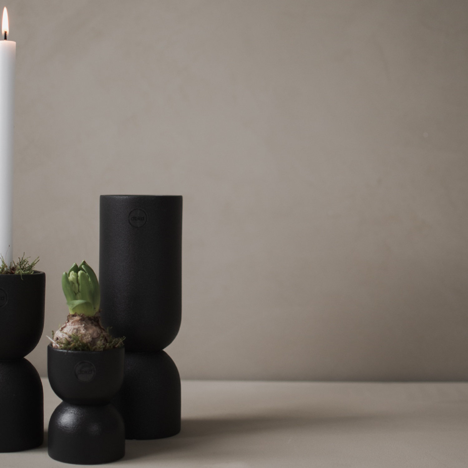 Ceramic Table Vase, Black