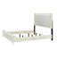 Structure de lit double en lin beige au design transitionnel moderne, sommier tapissier nécessaire, taille de décor de chambre à coucher avec tête de lit et construction en bois, mise à niveau