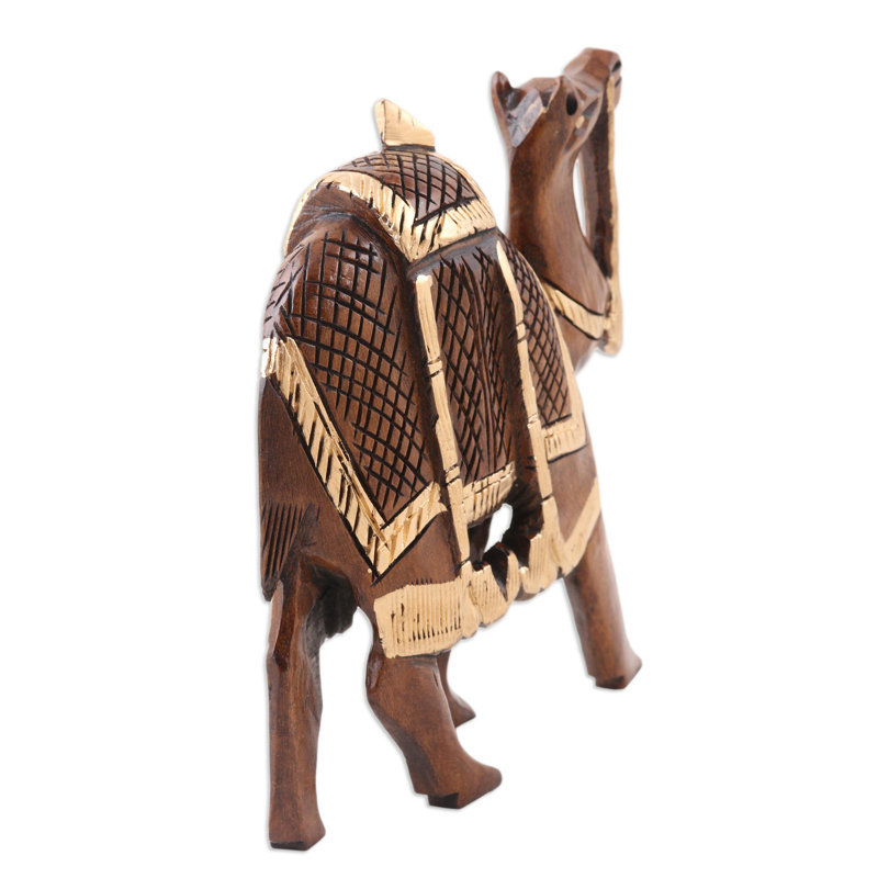Sculpture Camel Walk