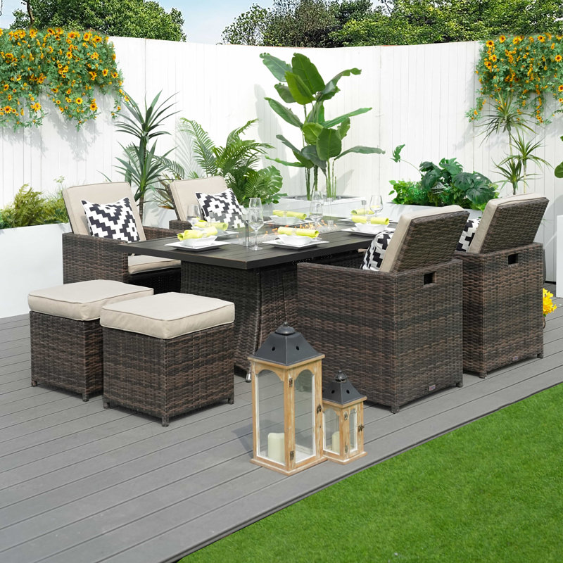 Ensemble repas extérieur pour 8 personnes Tranisha, Beige, Brun