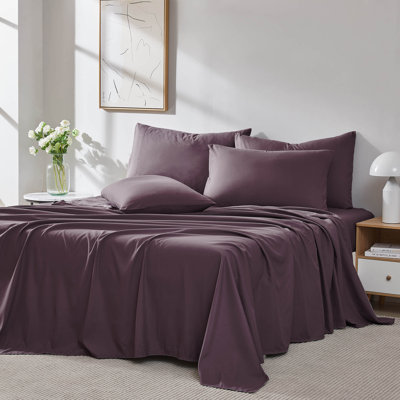 Southshore Fine Linens Vilano Springs Extra Deep Pocket 6-Piece Sheet Set, Ultra Soft Double-Brushed 110 GSM Microfiber Bedding, 21-Inch Deep Pocket, 4 Pillowcases, Queen, Purple