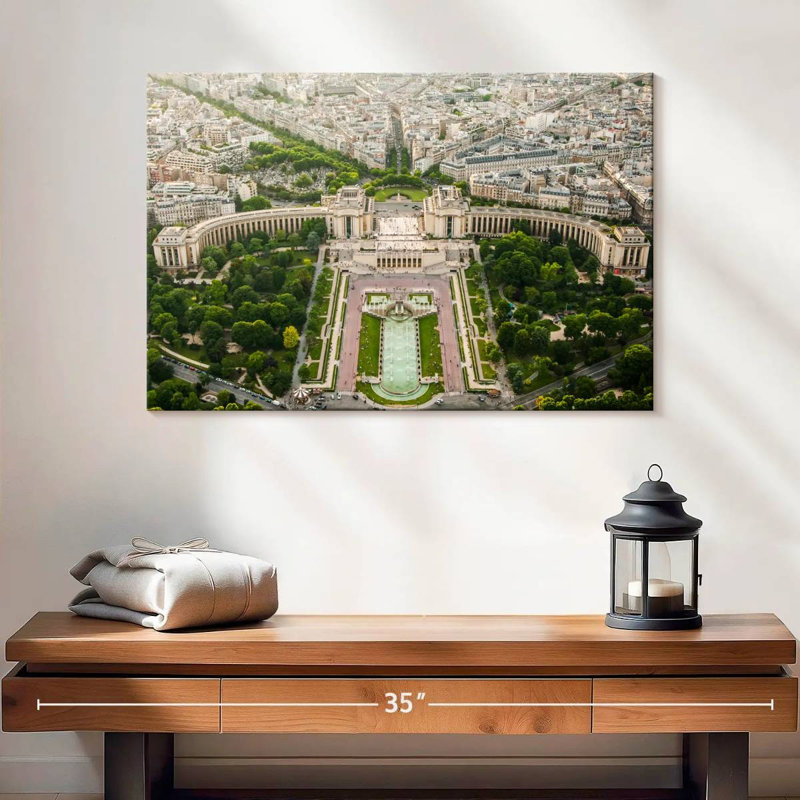Sireci au-dessus de Paris, H 16 po x l 24 po