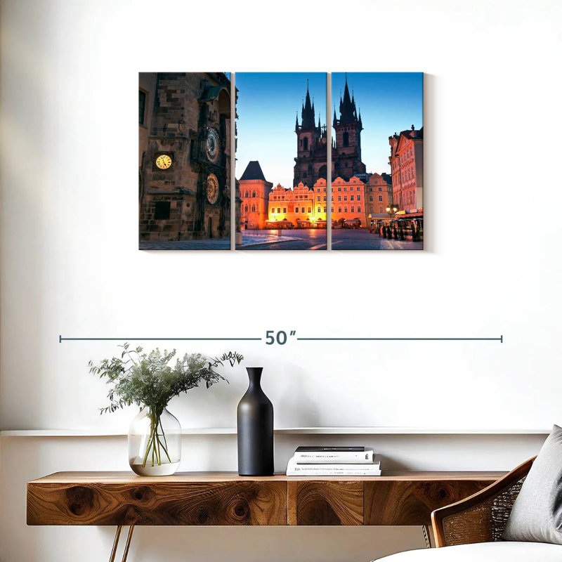 Rorry Prague Town Square, 20" H x 33" W