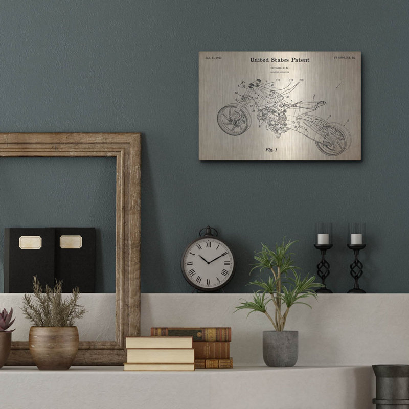 "Motocyclette brevet parchemin" par Luxe Metal Portfolio, H 12 po x l 16 po