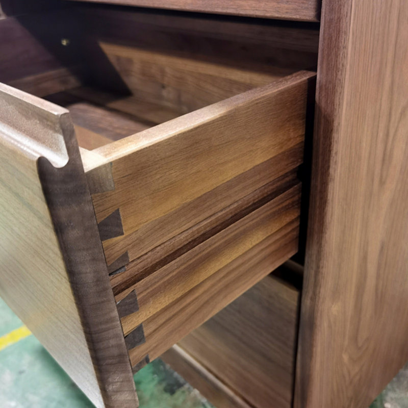Retro Style Solid Wood Retractable Dresser