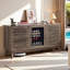 Armoire à café 60 po Mid-Century avec réfrigérateur à boissons intégré, rangement réglable, portes à lattes et utilisation polyvalente-430491665