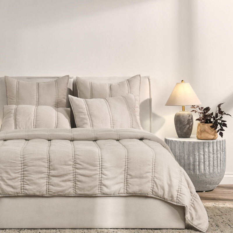 Rowen Sustainable Fabric Quilt, King Quilt, Beige