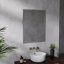 Réaménagez votre salle de bain avec ce miroir argenté en aluminium compact de 24 pouces!