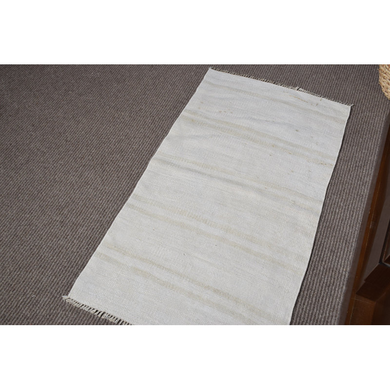 Vintage White Turkish Oushak Rug: Handwoven Flat Weave Kilim Ideal for Entryway Decor