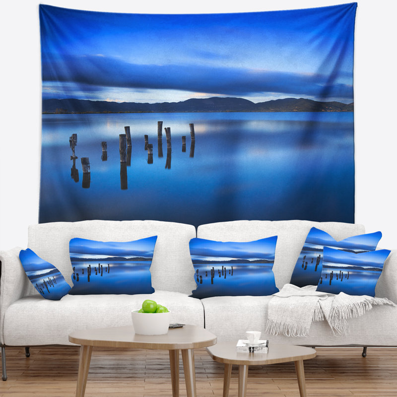 Tapisserie en nuage bleu à soirée seascape, H 32 po x l 39 po