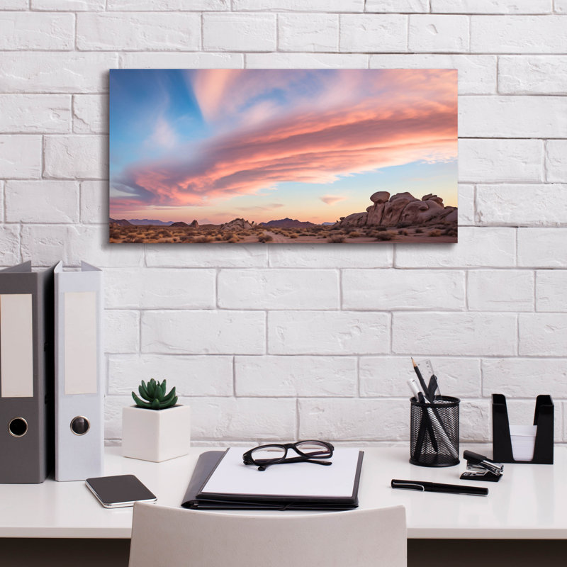 Art mural sur toile Millwood Pines «Sunset Clouds Over Desert» par r3darch0n, H 12 po x l 24 po x P 0,75 po
