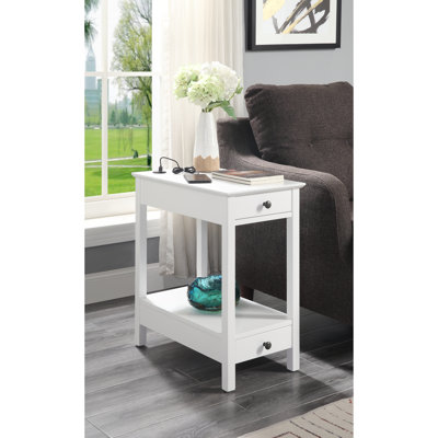 Table d'appoint Byzad à finition blanche avec USB