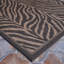 Tapis intérieur / extérieur noir à motif animalier Newingham-1733513279