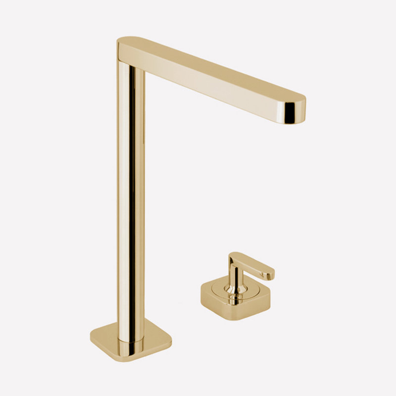 Living Single-handle Bathroom Faucet with Drain Assembly, Polished Gold
