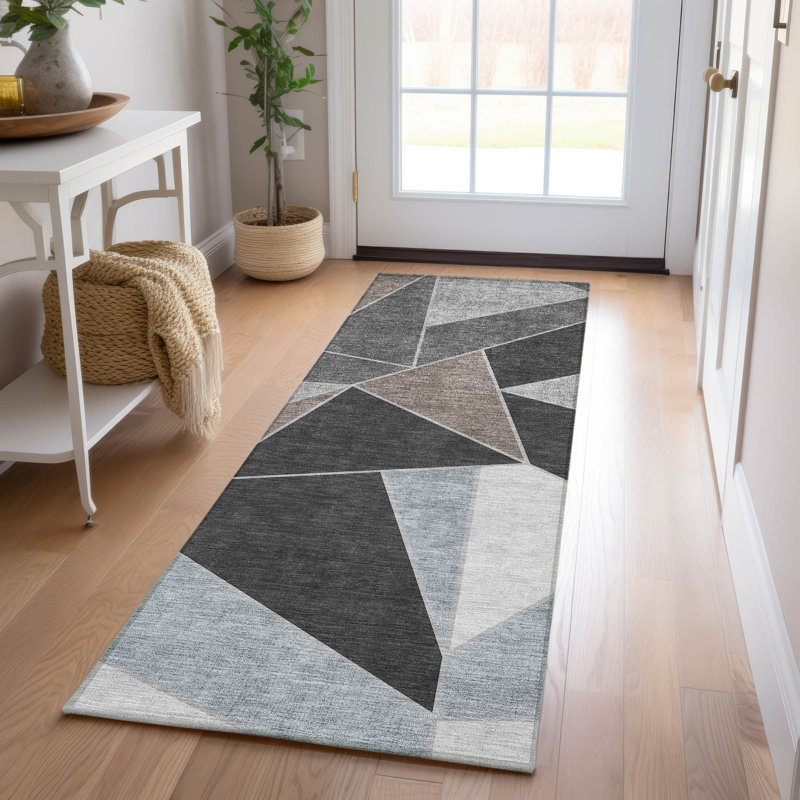 Geometric Indoor / Outdoor Rug, Runner 2'3" x 7'6"