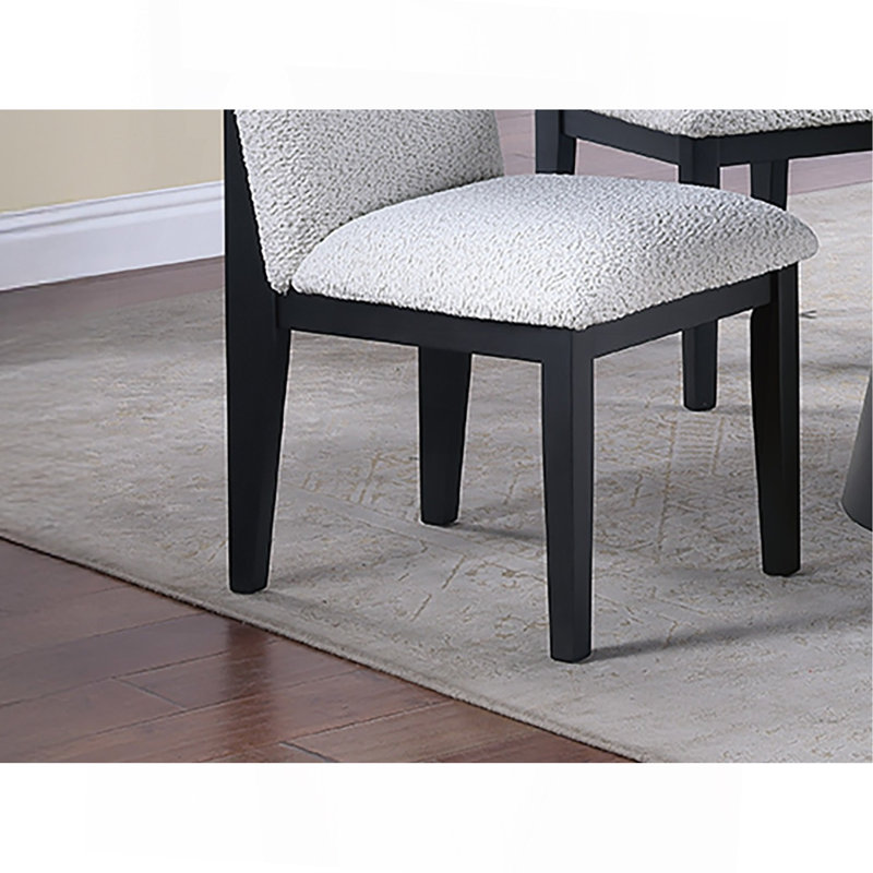 Table de salle à manger de style traditionnel et 6 chaises d'appoint en tissu blanc