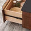 Conception simple de la table basse en bois massif rétro