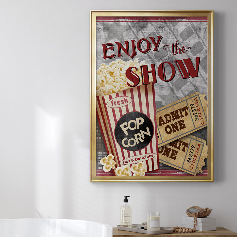 «Movie Night I», toile encadrée de qualité supérieure - prête à être accrochée, Or, H 36,5 po x l 26,5 po x P 1 po