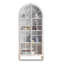 Blanc massif + bois manufacturé + vitrines