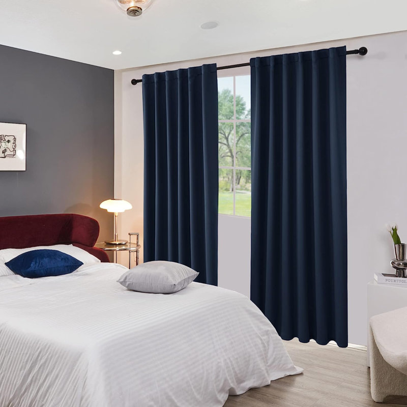 Rideaux occultants noirs pour la chambre à coucher - (42 x 63 pouces, 2 panneaux, noir), passe-tringle obscurcissant et rideaux à passants