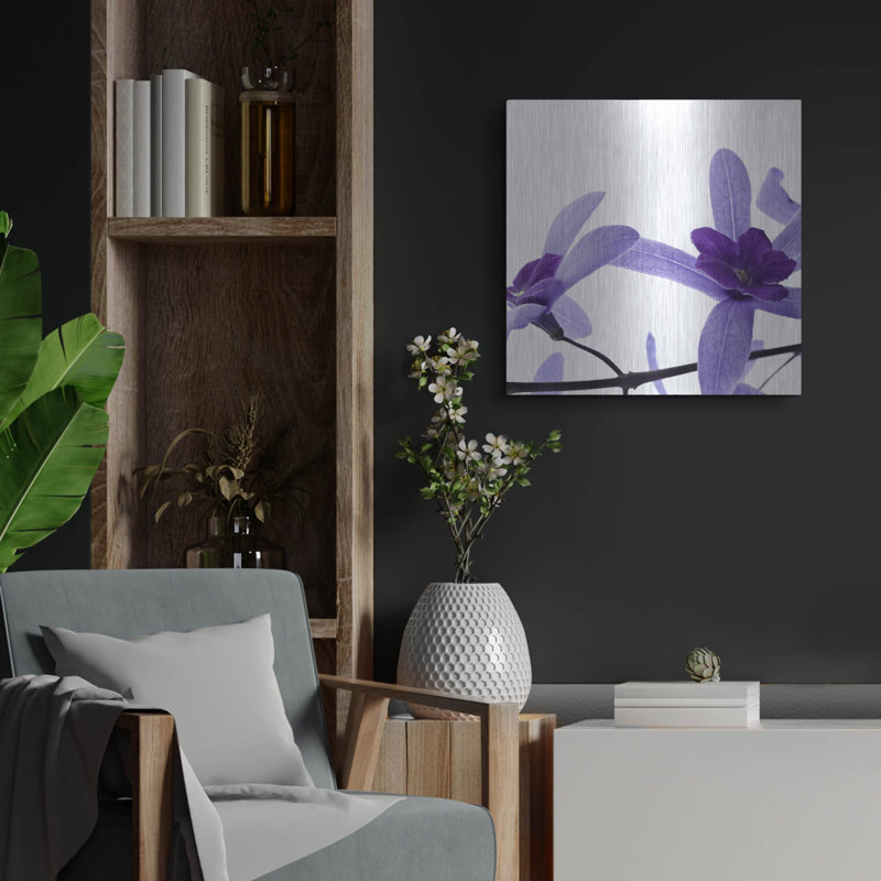 «Fleur mauve 2» par PhotoINC Studio, H 24 po x l 24 po