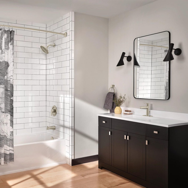 Tringle courbée simple à longueur fixe pour salle de bain, finition nickel brossé