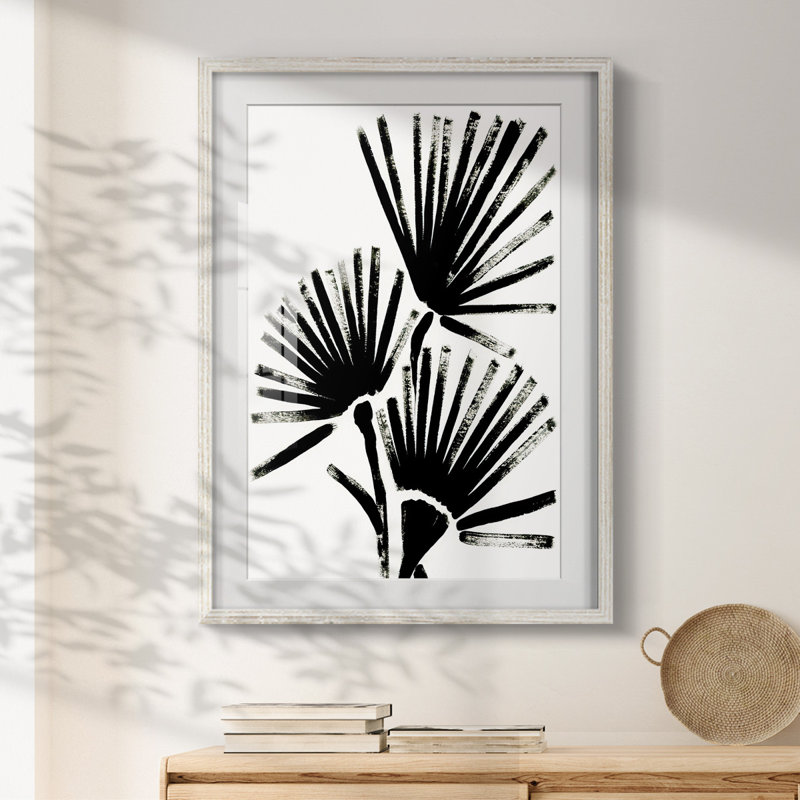 Fan Fan I - impression encadrée, H 28,5 po x l 20,5 po, Blanc