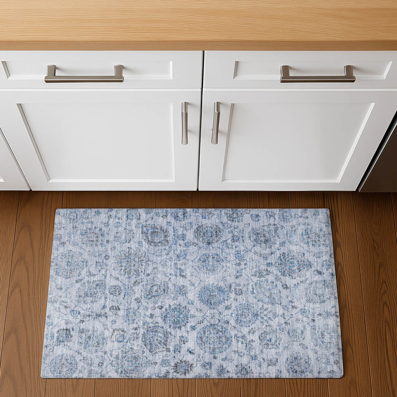 Premium Machine Washable Ashington AMF1833 Damask Rug, Rectangle 1'8" x 2'6"