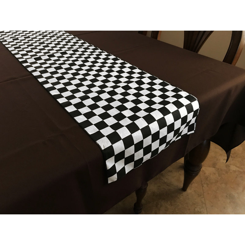 Chemin de table à damier, L 108 po x l 12 po