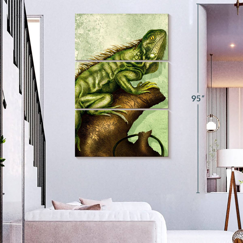 Brampt Iguana, 38" H x 24" W