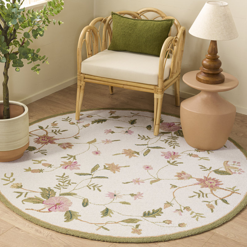 Kinchen Hand Hooked Wool Floral Rug, Round 5'6", Beige