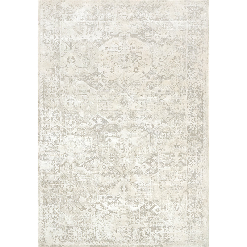 Grisby Oriental Indoor Rug, Rectangle 2' x 3'11"